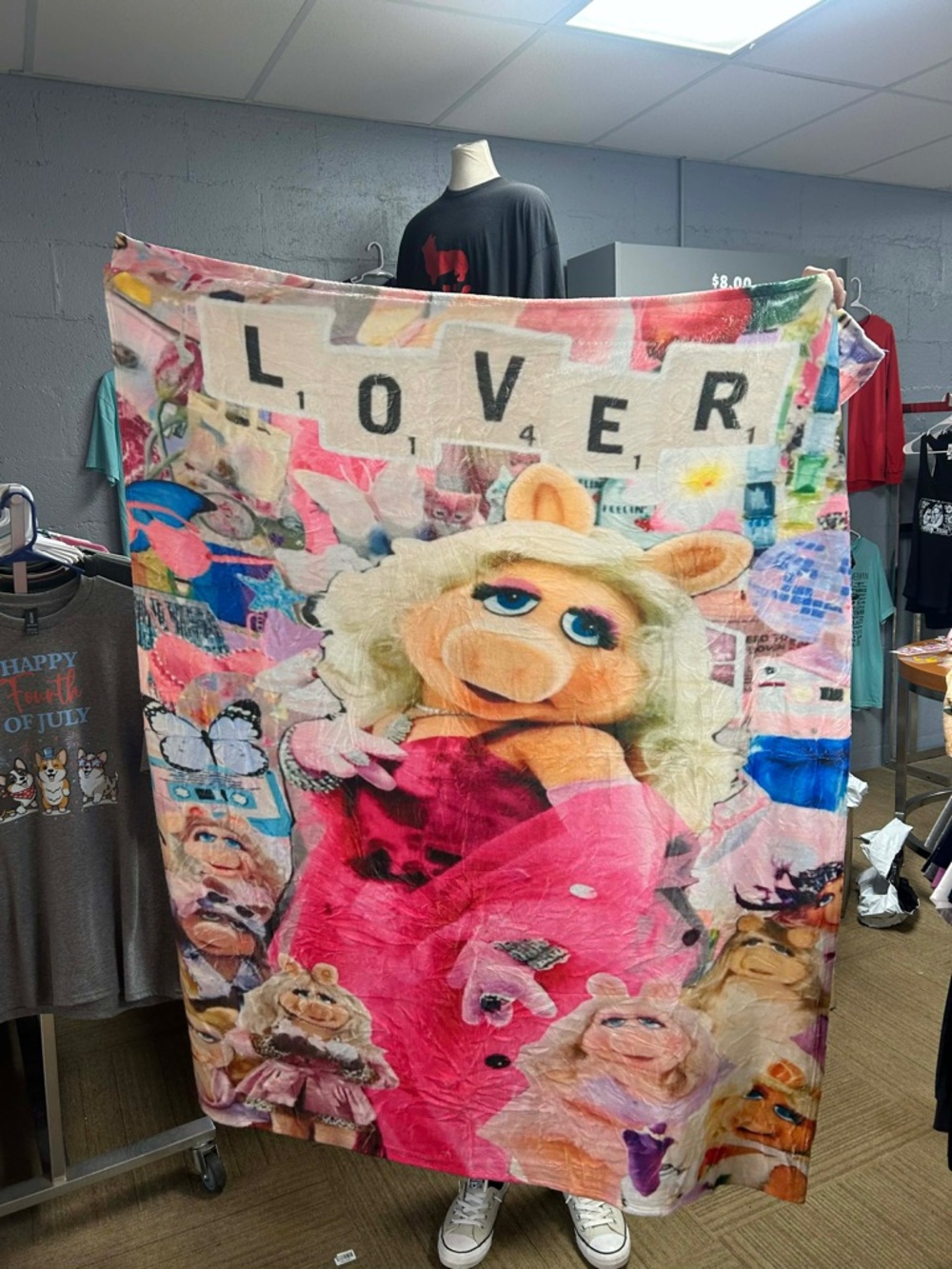 Throw Blanket  50“ x 60” miss piggy